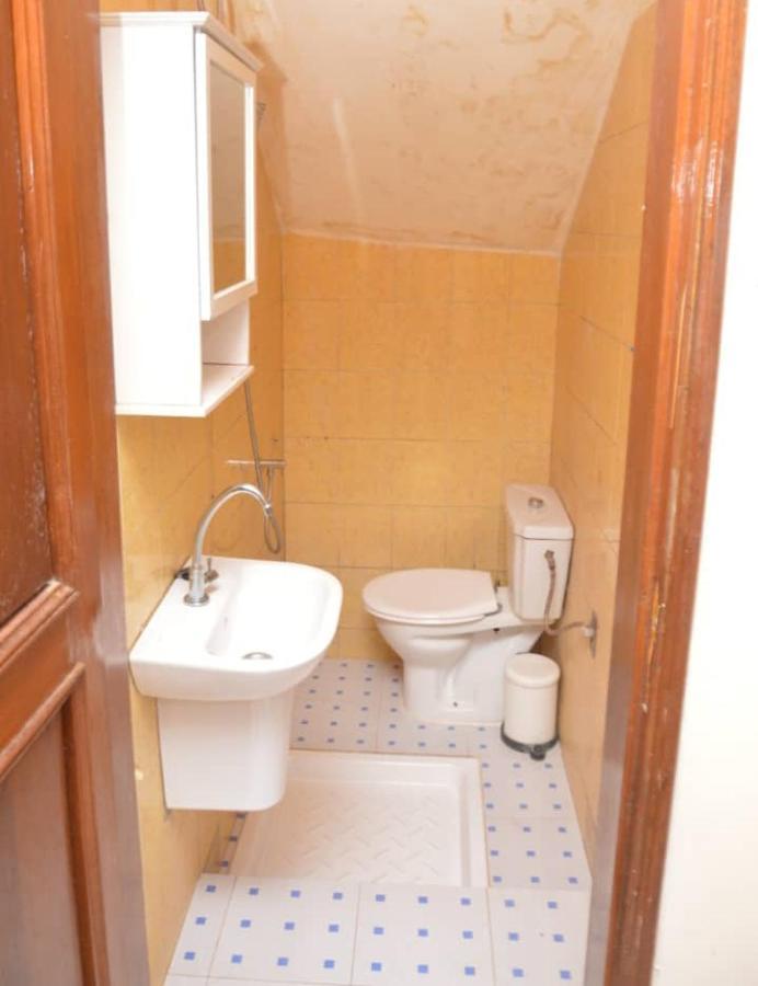 Entiere Cite Douane Golf Guest house Dakar